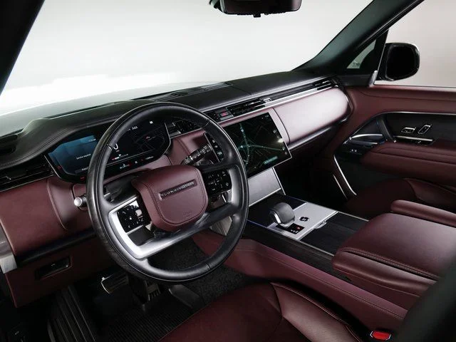 Used 2025 Hakuba Silver Metallic Land Rover Autobiography image 17