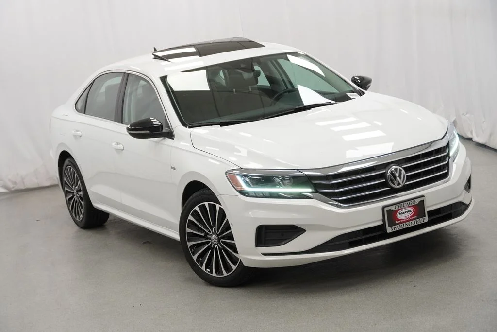 Used 2022 White Volkswagen 2.0T Limited Edition image 9