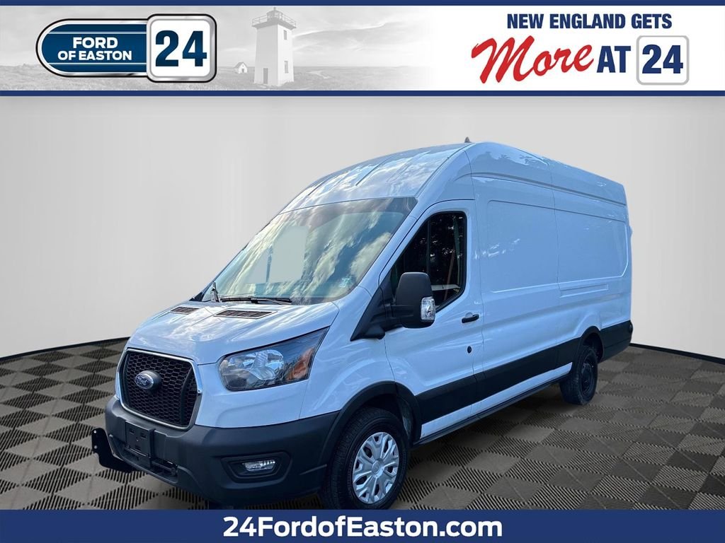 Used 2024 White Ford Base image 1