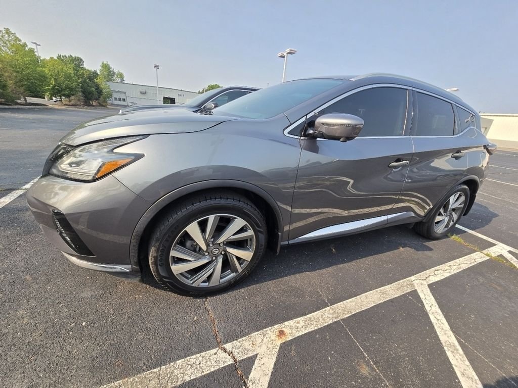 Used 2020 Gray Nissan SL image 4