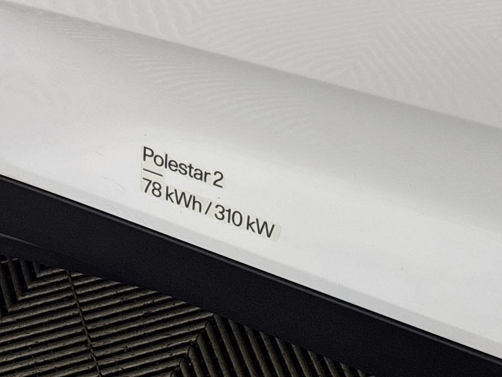 Used 2024 Snow Metallic Polestar Long Range Dual Motor image 25