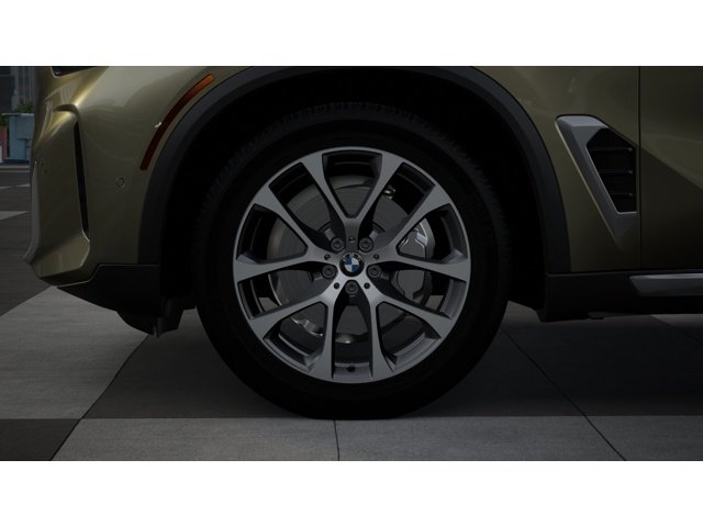 New 2026 Manhattan Green Metallic BMW sDrive40i image 7