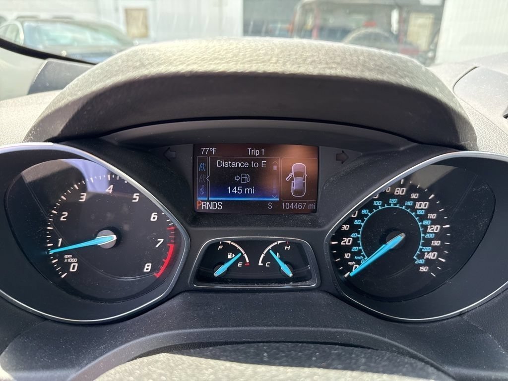 Used 2013 White Platinum Ford SEL image 31