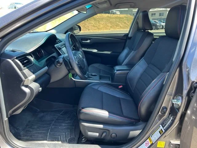Used 2017 Predawn Gray Mica Toyota XLE image 12