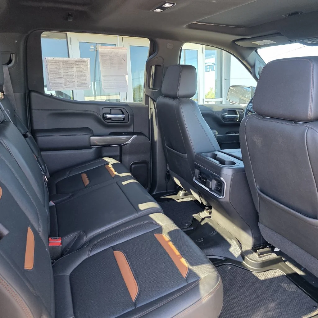 Used 2022 ONYX BLACK GMC AT4 image 21