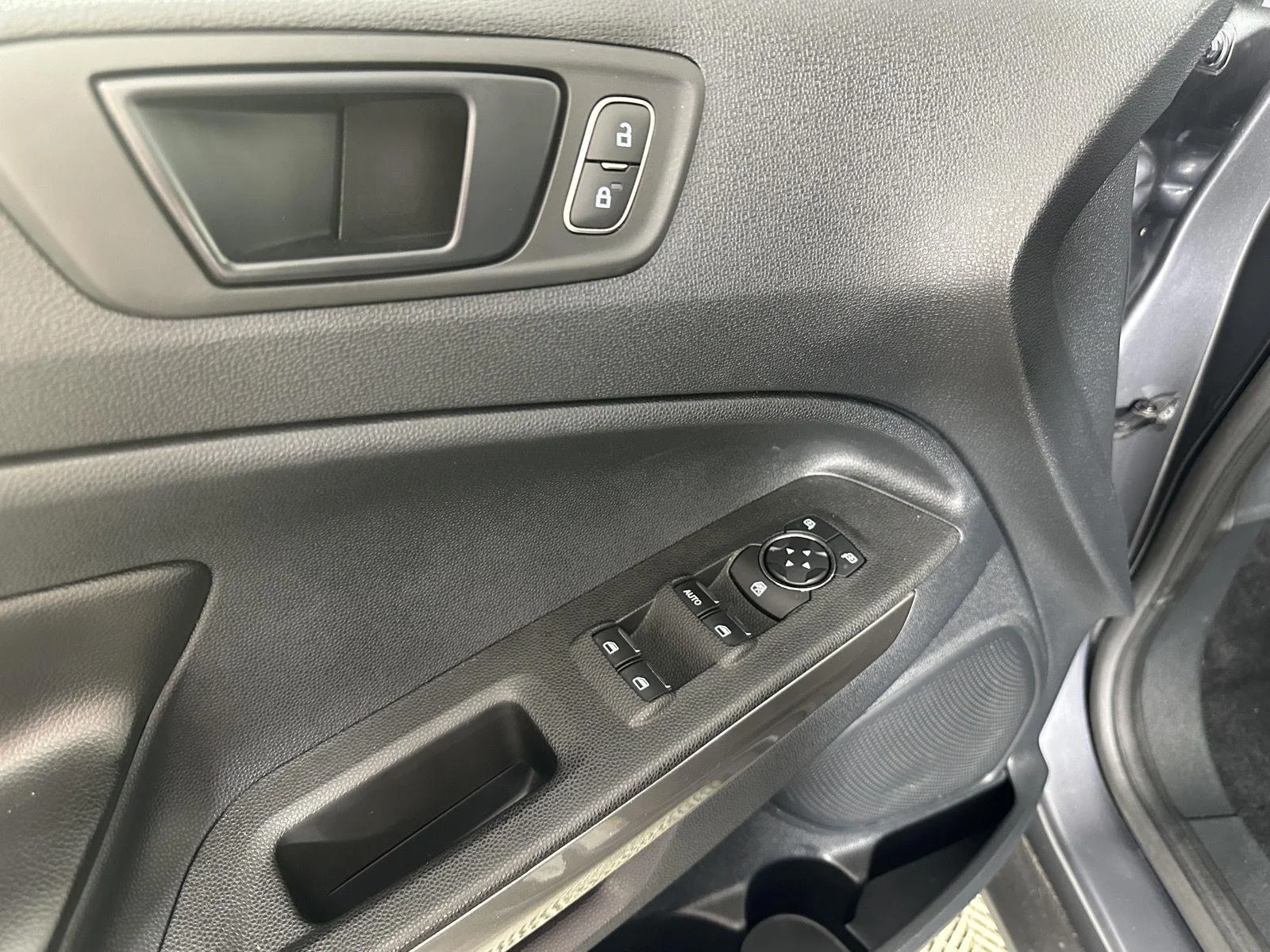 Used 2020 Smoke Ford SES image 15