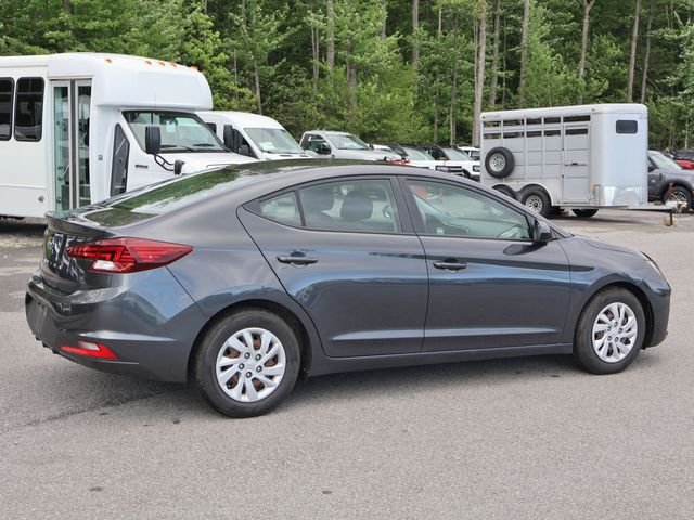 Used 2020 Gray Hyundai SE image 8