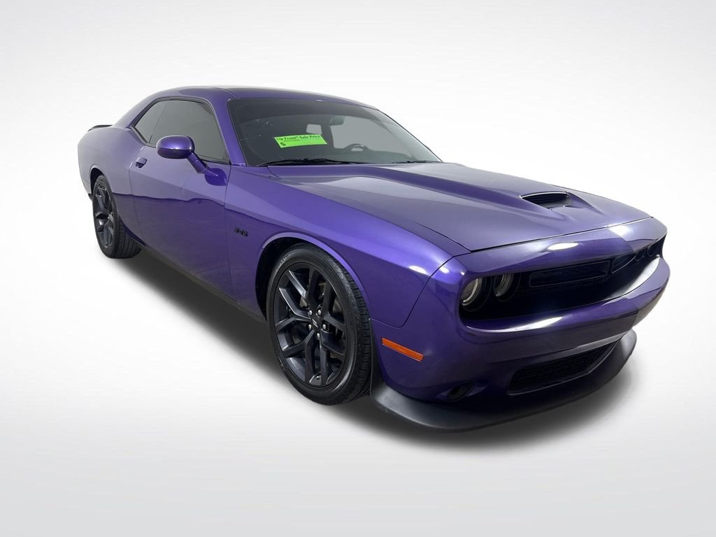 2023 Dodge Challenger R/T's photo