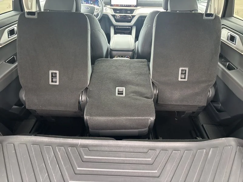Used 2025 Gray Ford Active image 13