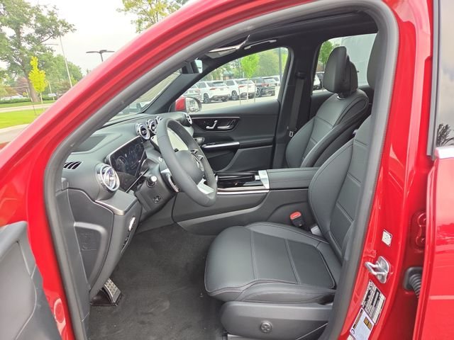 New 2027 MANUFAKTUR Patagonia Red Metallic Mercedes-Benz GLC300 image 22