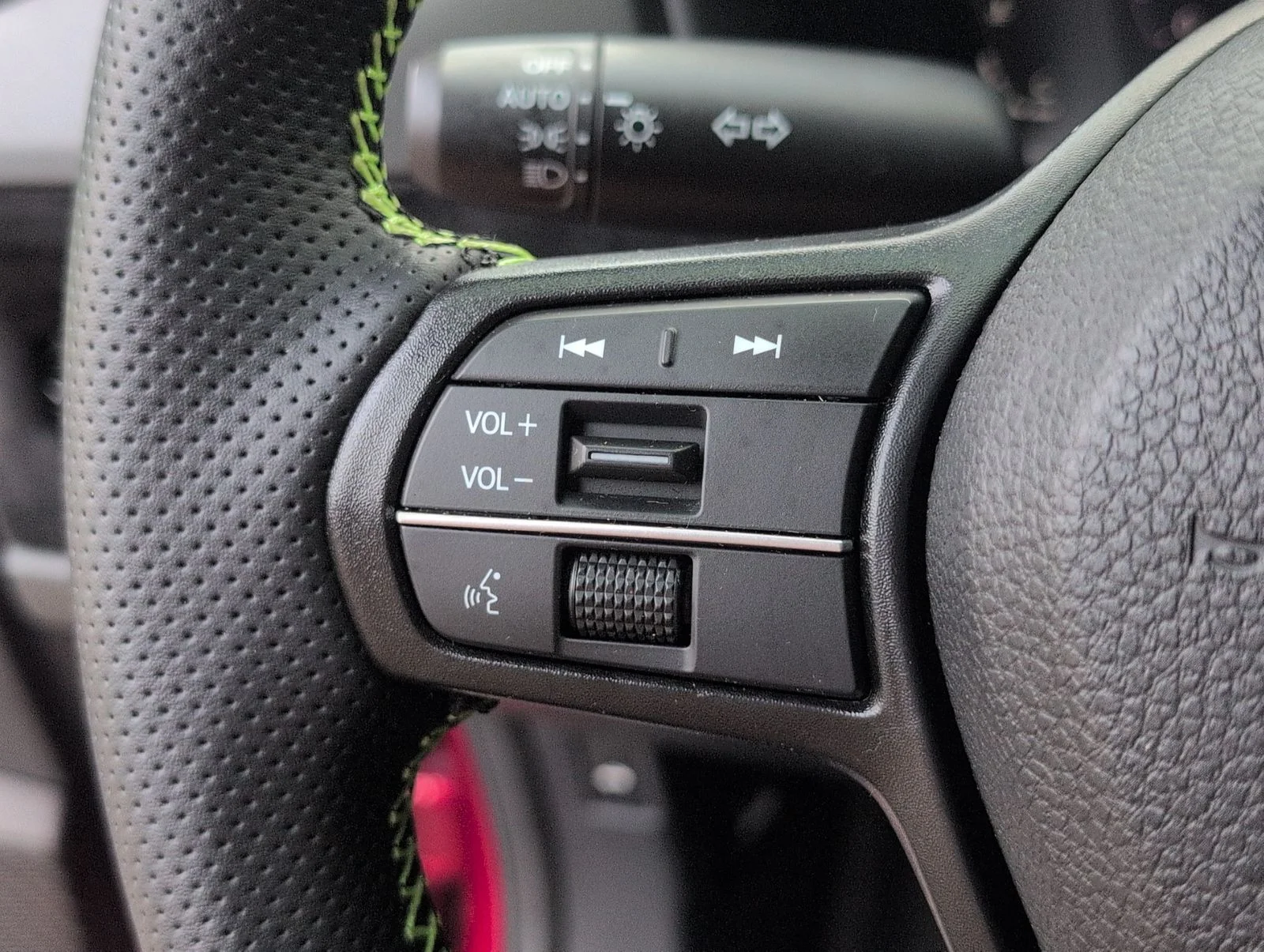 Used 2023  Honda LX image 27
