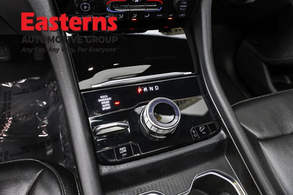 Used 2024 Black Jeep 4xe image 13