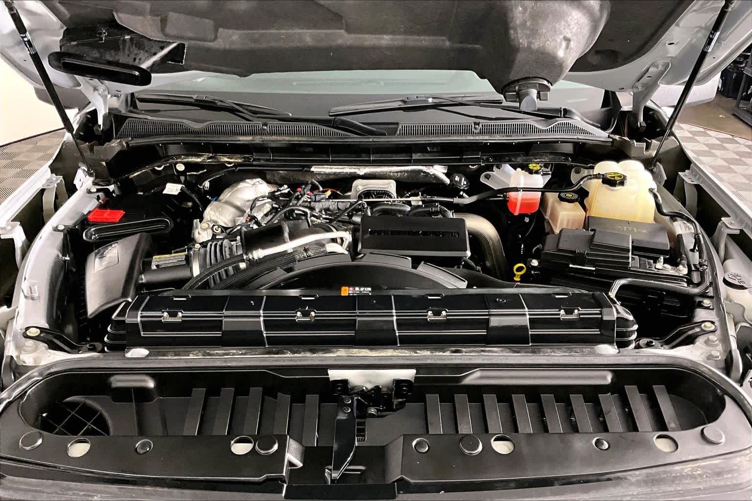 Used 2024 Thunderstorm Gray GMC AT4 image 29