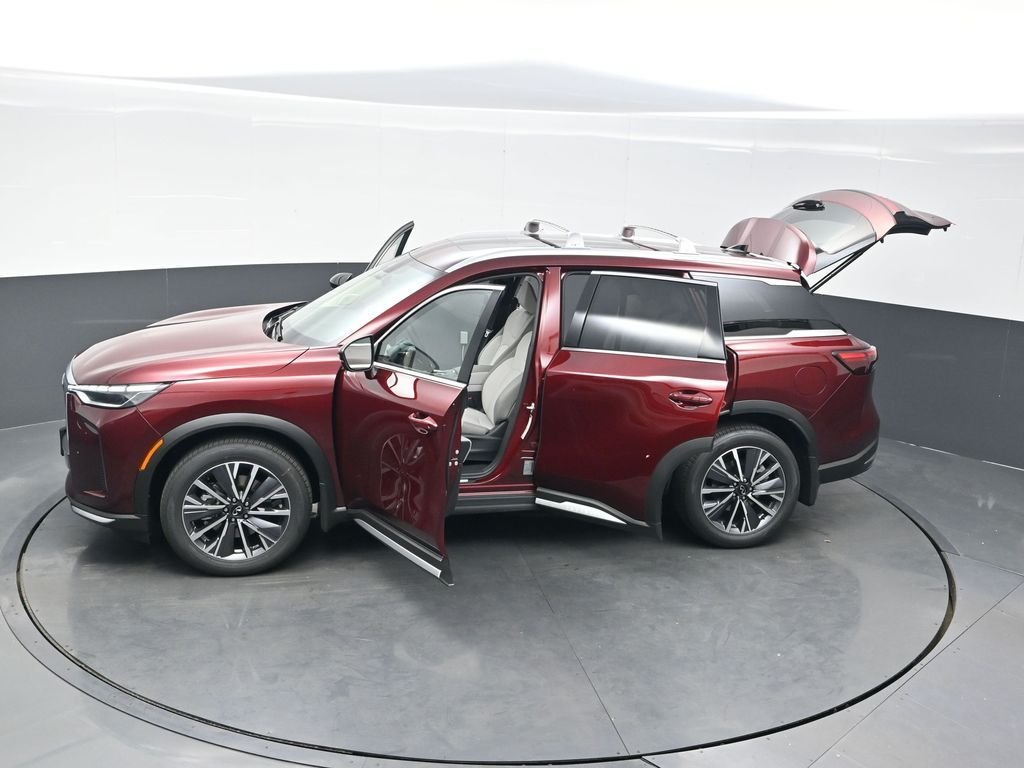 New 2026 Red INFINITI LUXE image 30