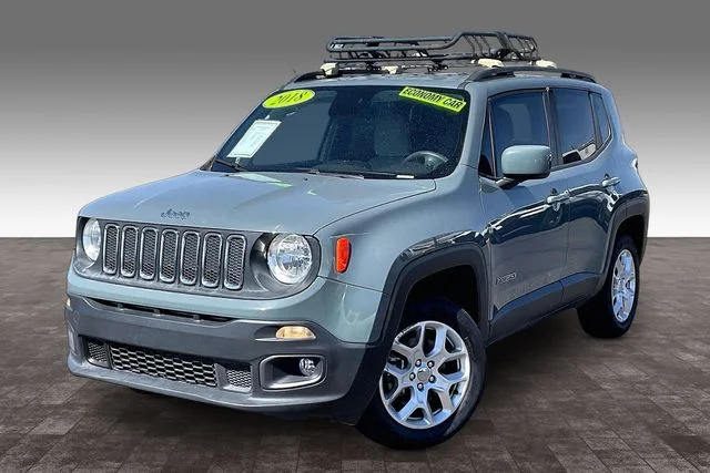 2018 Jeep Renegade Latitude 4x4's photo