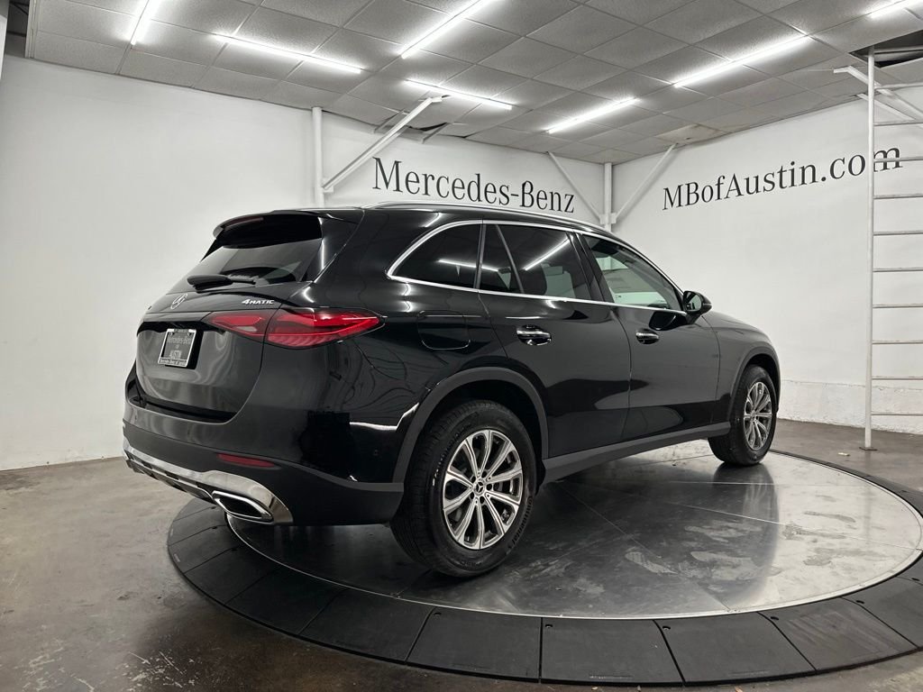 New 2026 Black Mercedes-Benz GLC 300 image 7