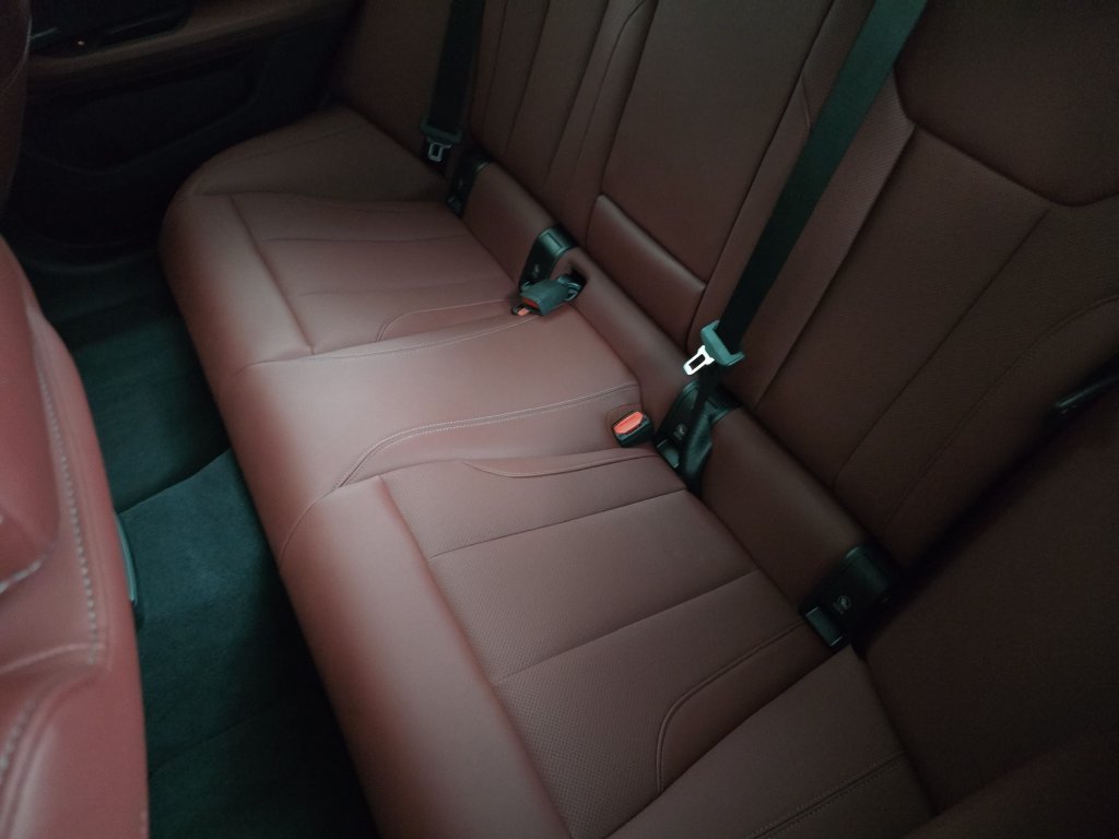 Used 2024 Skyscraper Grey Metallic BMW eDrive35 image 16