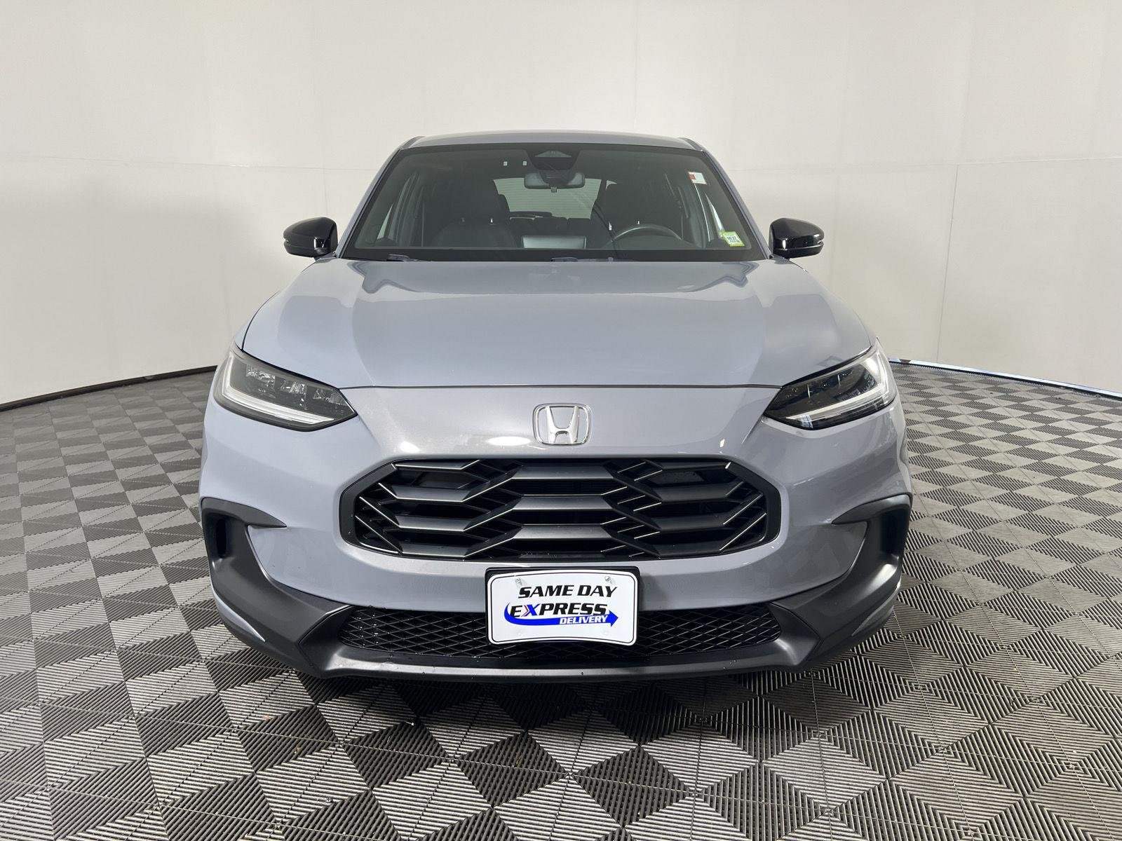 Used 2024 Urban Gray Pearl Honda Sport image 28