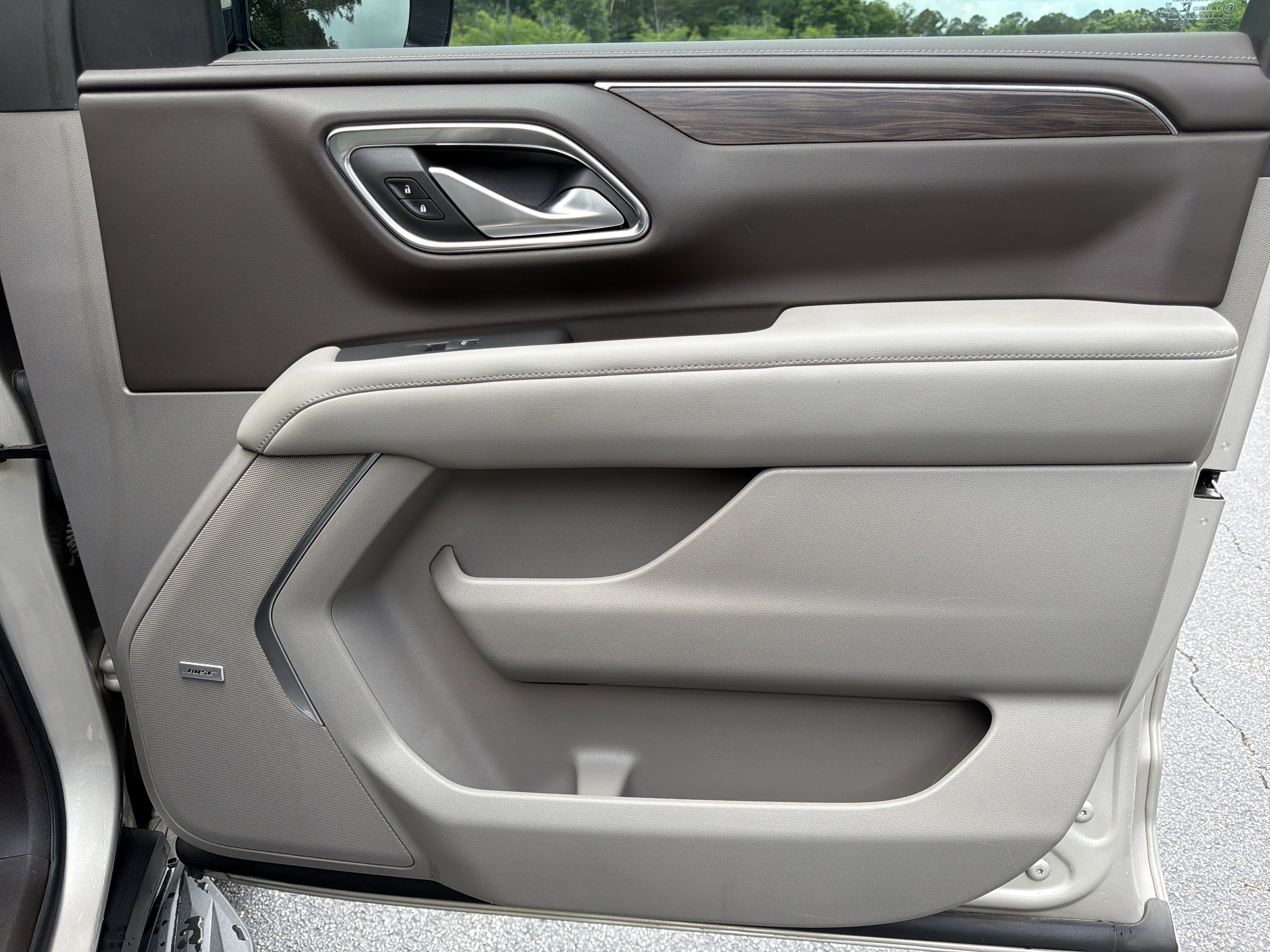 Used 2022 Empire Beige Metallic Chevrolet LT image 14