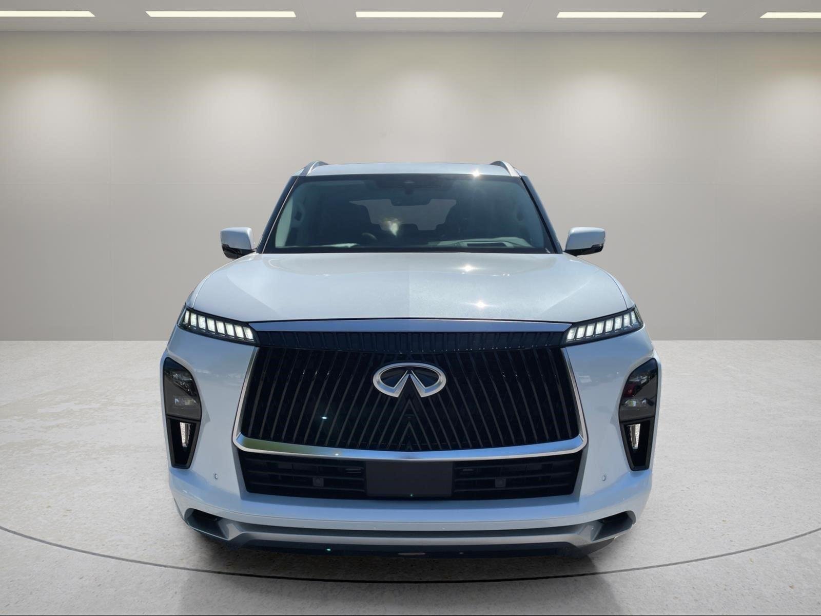 New 2026 RADIANT WHITE INFINITI Luxe 2WD image 11