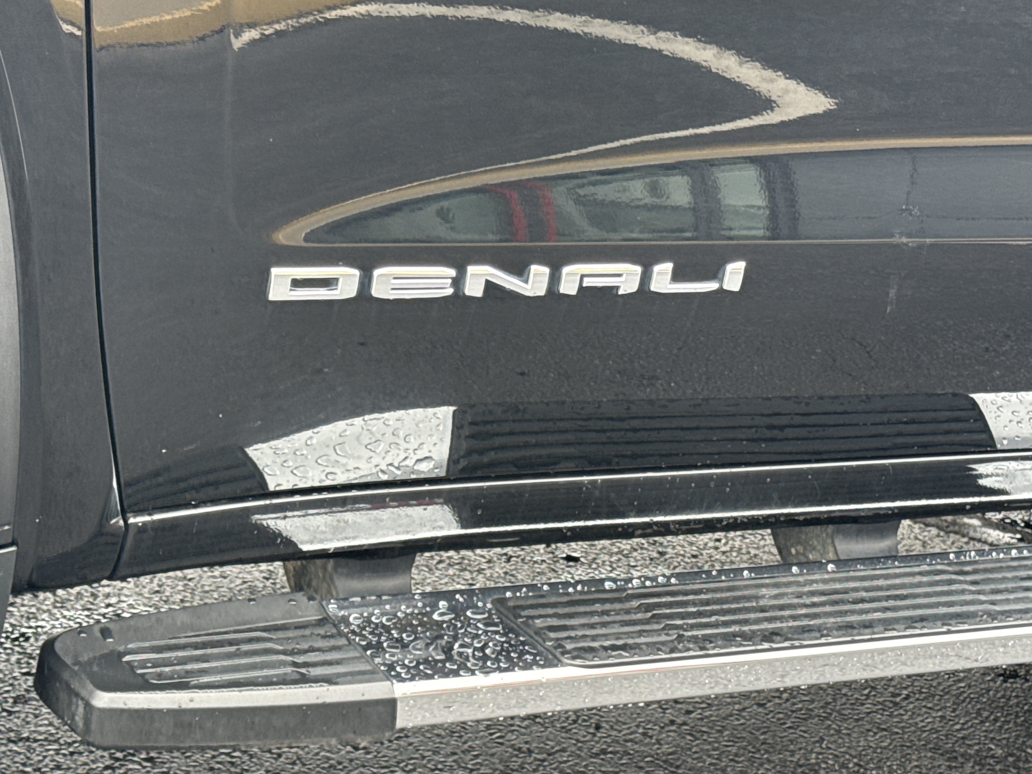 Used 2023 Onyx Black GMC Denali 4WD image 14