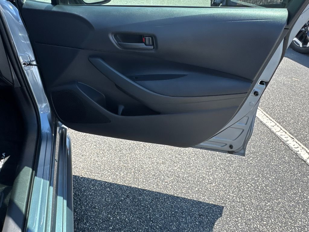 Used 2022 Gray Toyota LE image 14