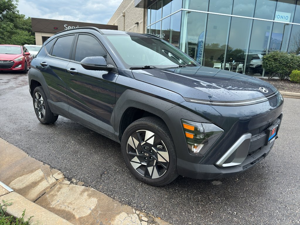 Used 2025 Denim Blue Hyundai SEL image 3