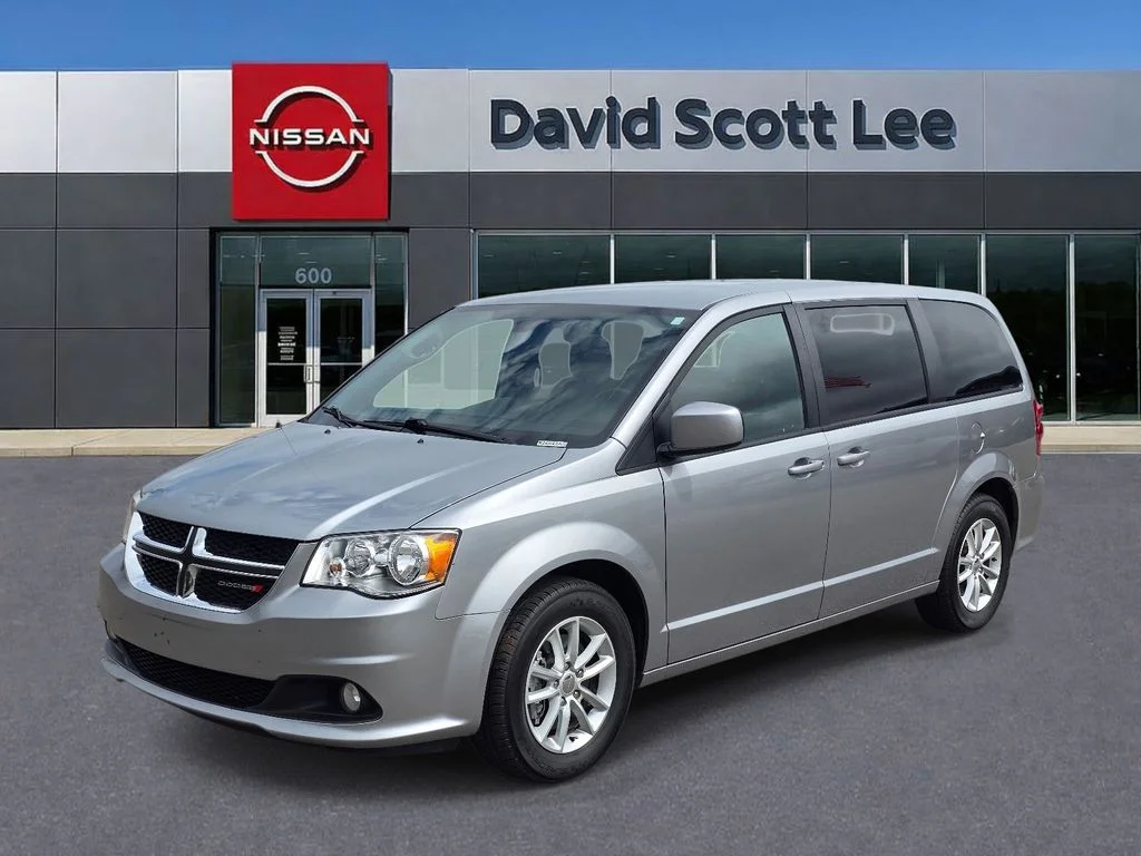 Used 2020 Silver Dodge SE Plus image 1