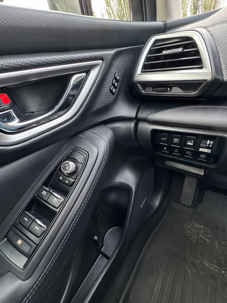 Used 2019 Ice Silver Metallic Subaru Touring image 16