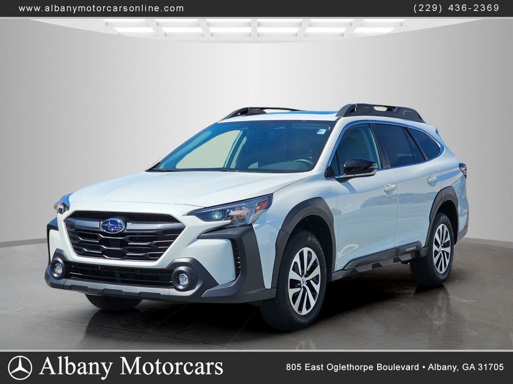 2024 Subaru Outback Premium's photo