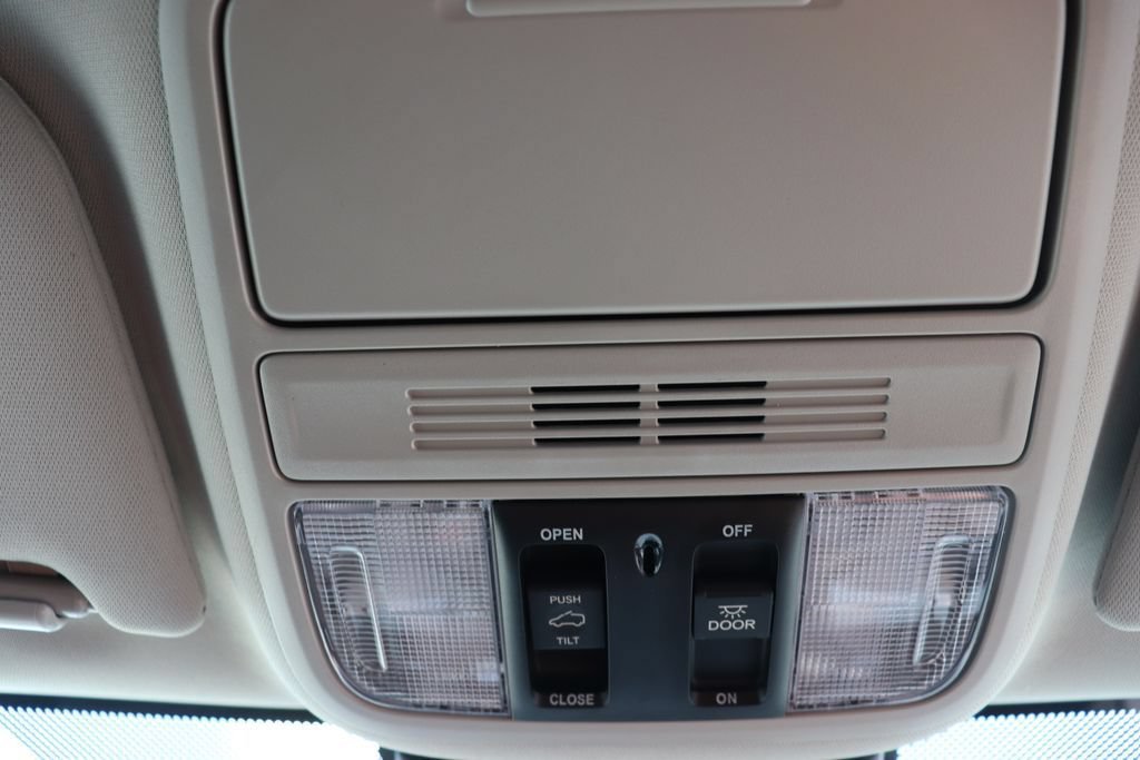 Used 2026 Modern Steel Metallic Honda EX-L image 26
