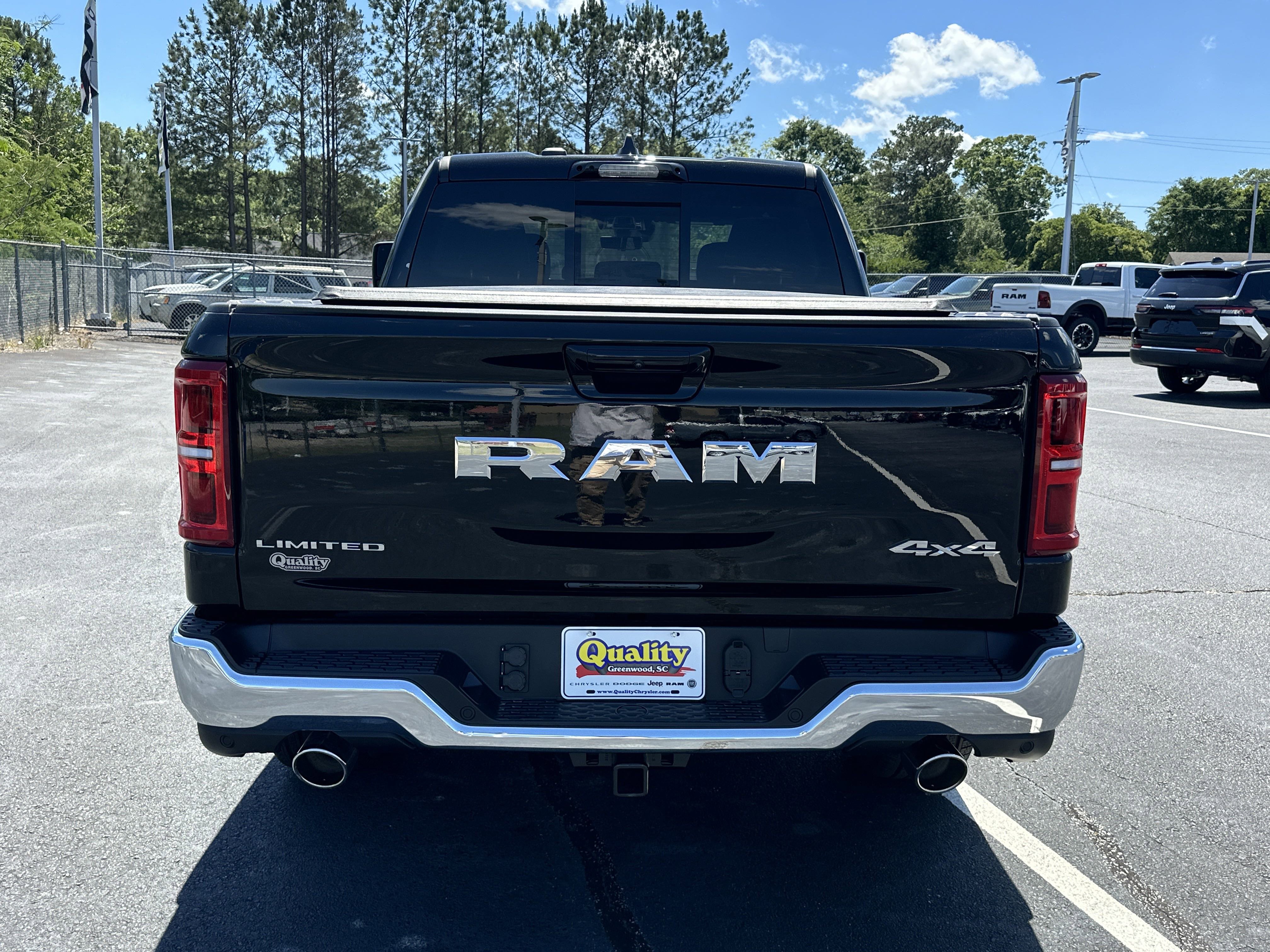 2025 RAM 1500 Limited - Photo 7