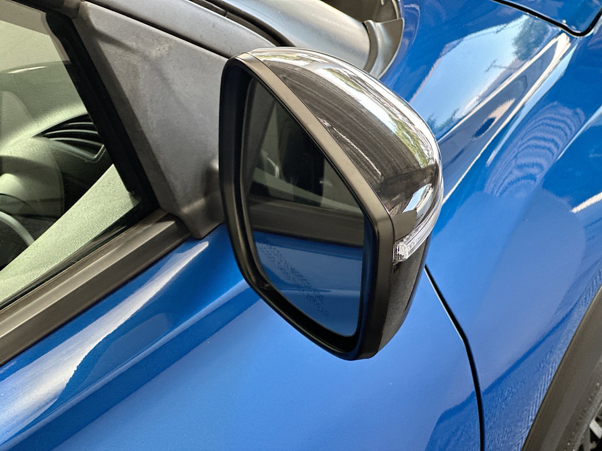 Used 2023 Electric Blue Metallic Nissan SR image 10