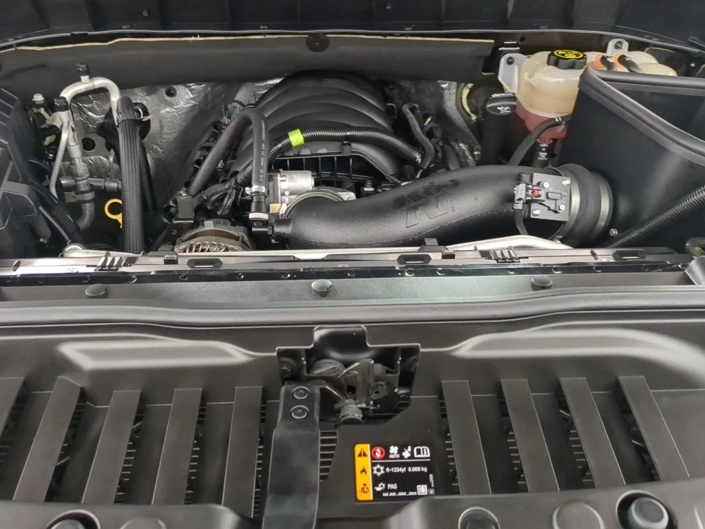 Used 2020 Black Chevrolet RST image 27