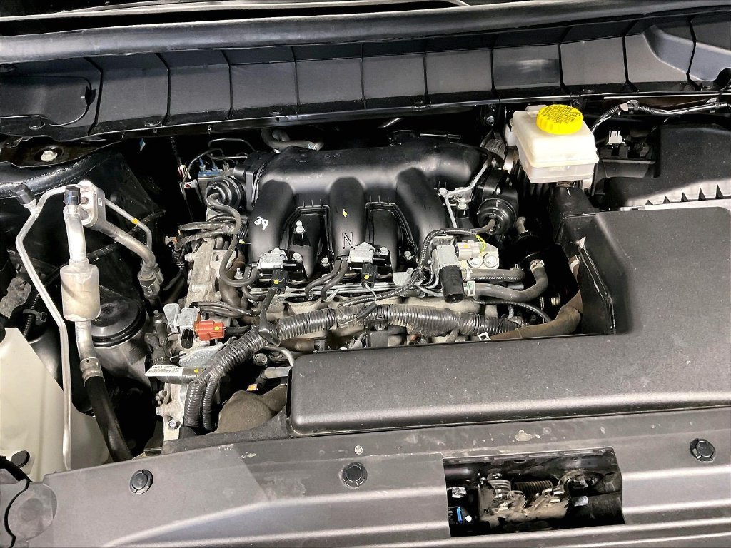Used 2025 Black Nissan SL image 33