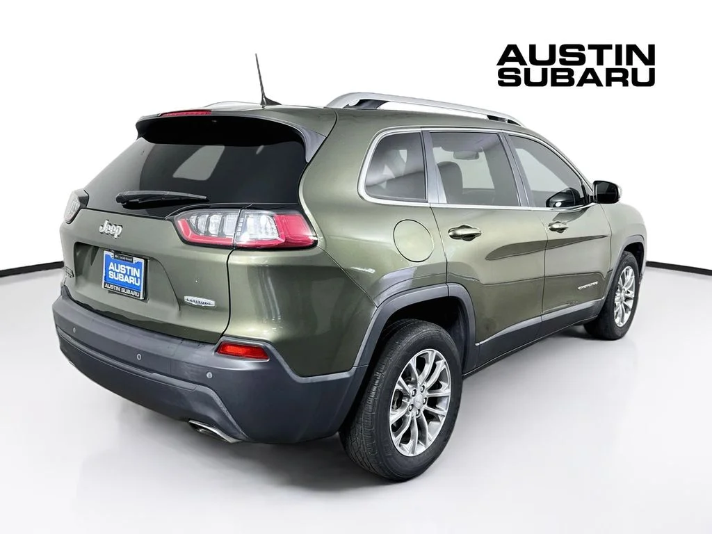 Used 2019 Green Jeep Latitude Plus image 7