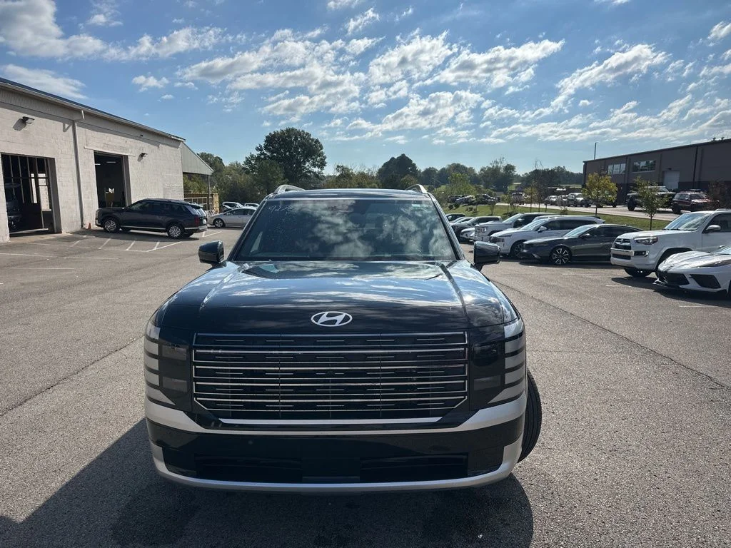 New 2026 Abyss Black Pearl Hyundai Calligraphy image 3
