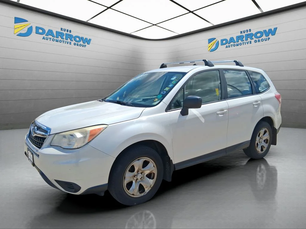 Used 2014 White Subaru 2.5i image 1