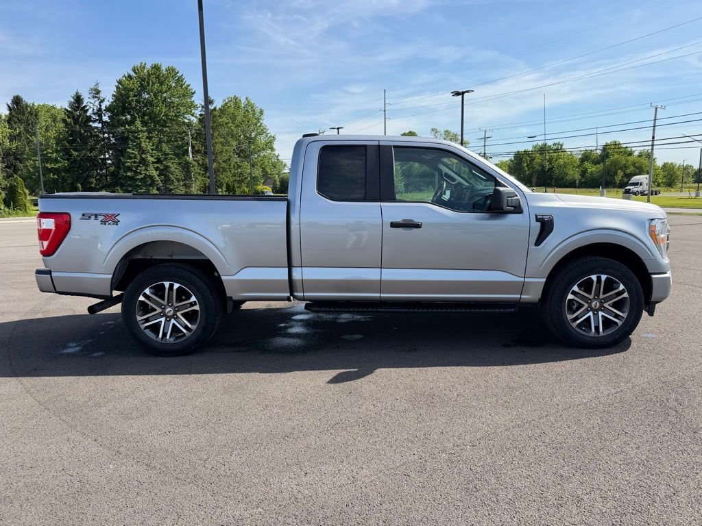 Used 2021 Silver Ford XL image 4