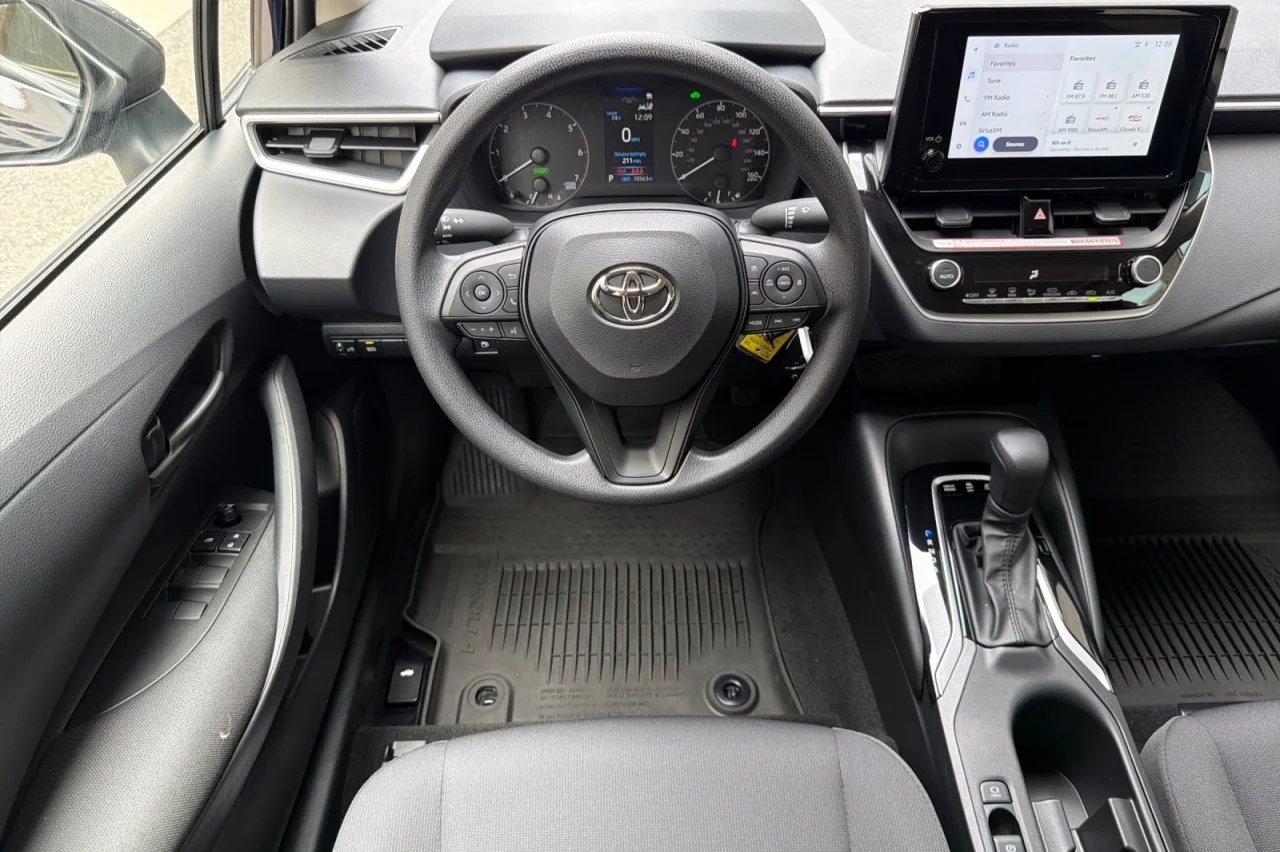 Used 2025 Blueprint Toyota Hybrid LE image 13