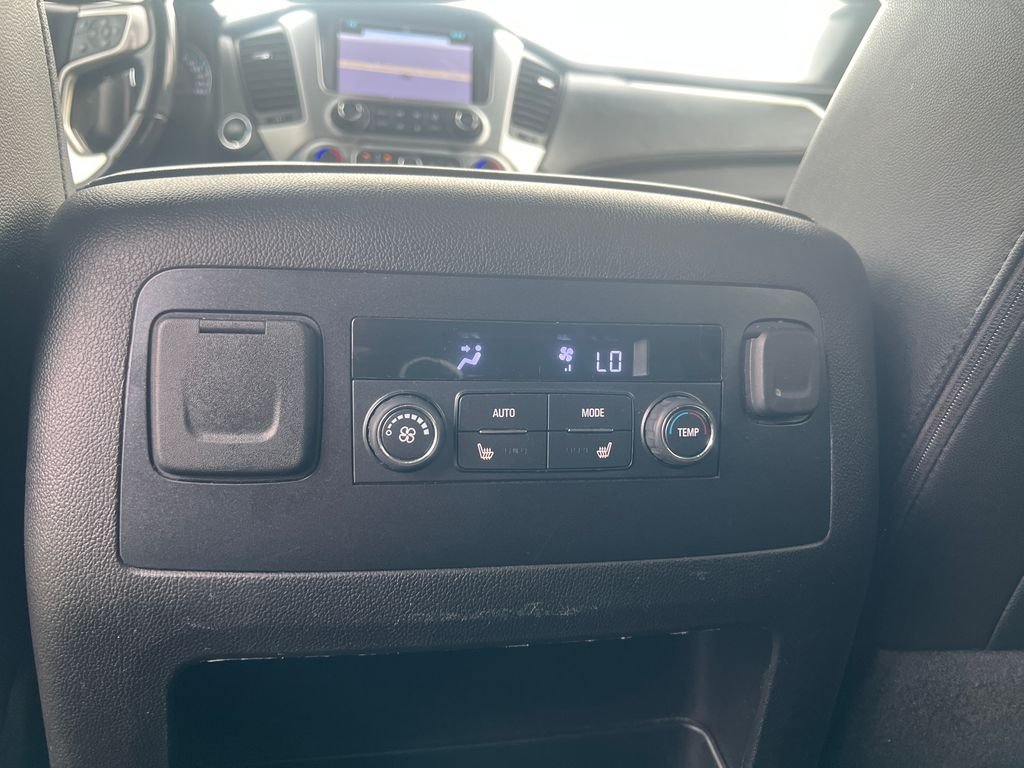 Used 2018 Black GMC SLT image 22