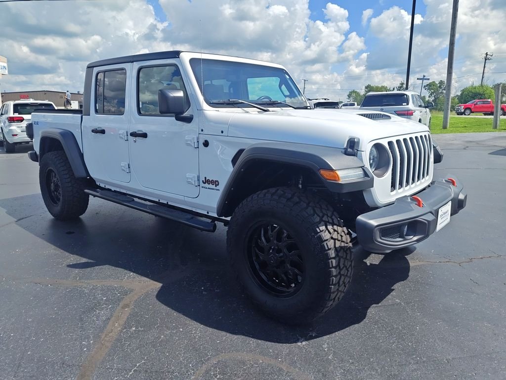 Used 2023 White Jeep Mojave image 7