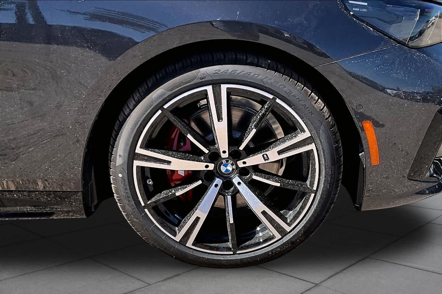 New 2027 Dark Graphite Metallic BMW 530i xDrive image 11