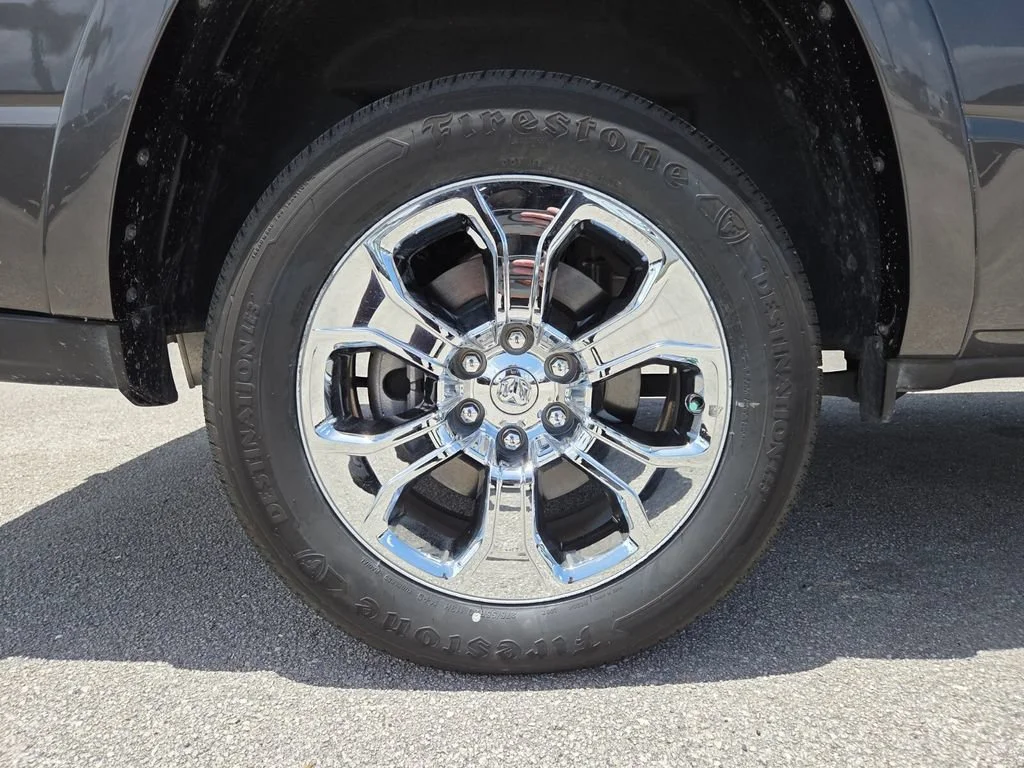 Certified Used 2025 Granite Crystal Metallic Clearcoat Ram Big Horn image 20