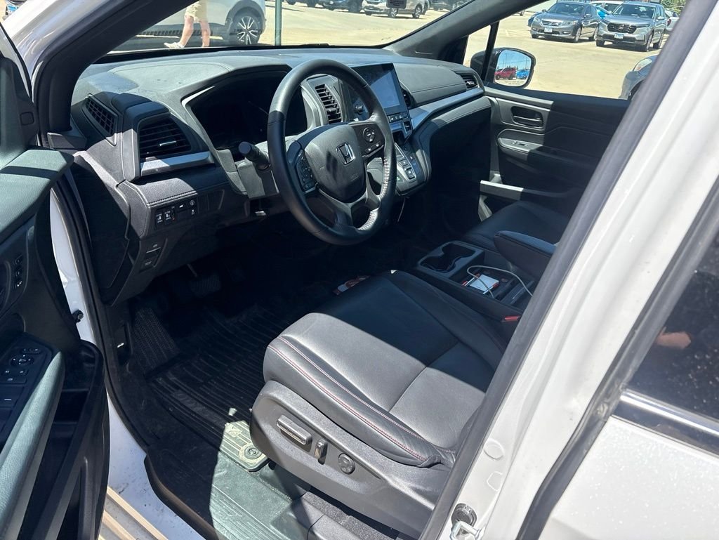 2023 Honda Odyssey SPORT - Photo 3