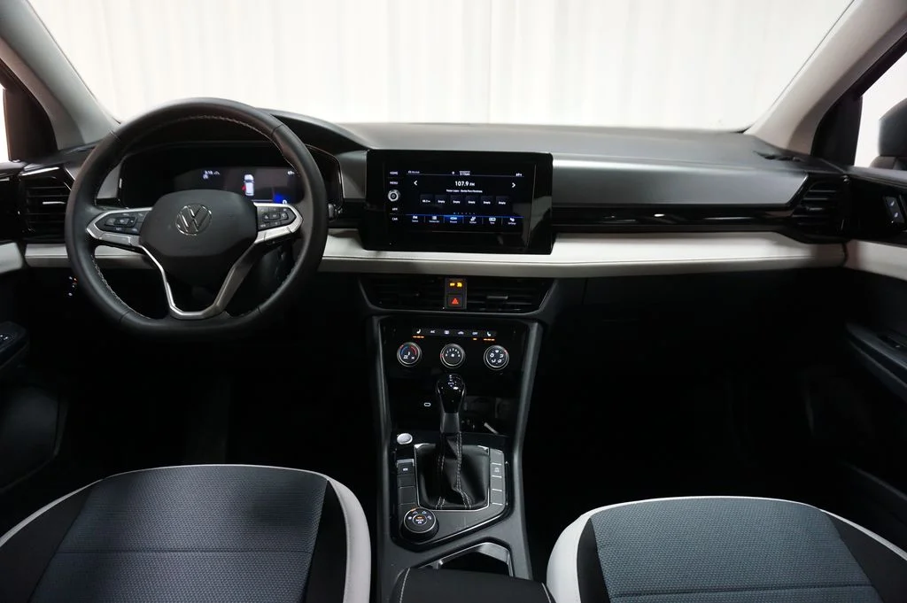 New 2026 Platinum Gray Volkswagen 1.5T S image 13