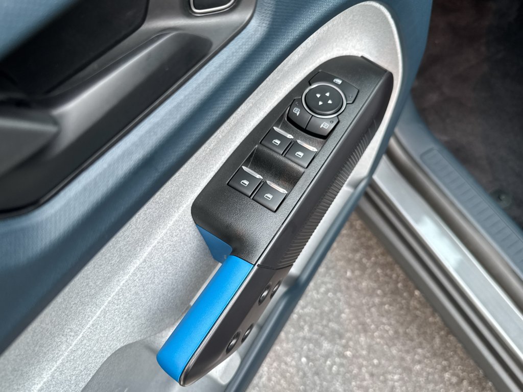 New 2026 Carbonized Gray Metallic Ford XLT image 23