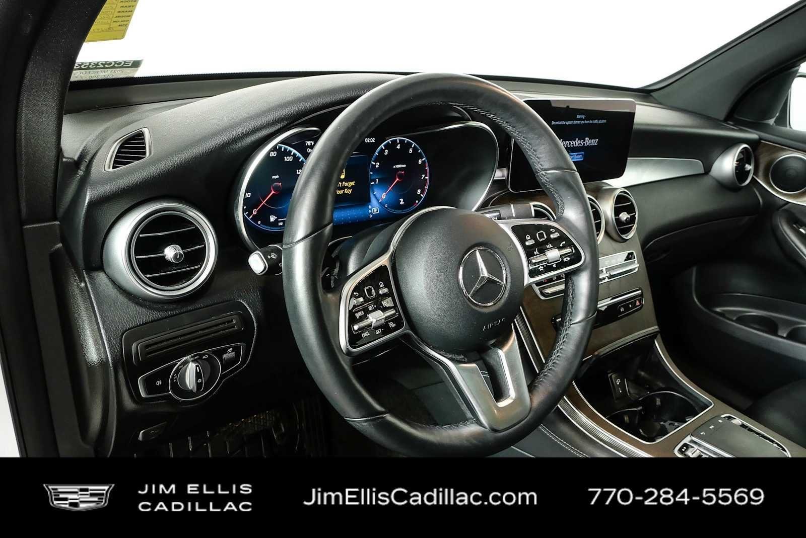 Used 2021  Mercedes-Benz GLC 300 image 6