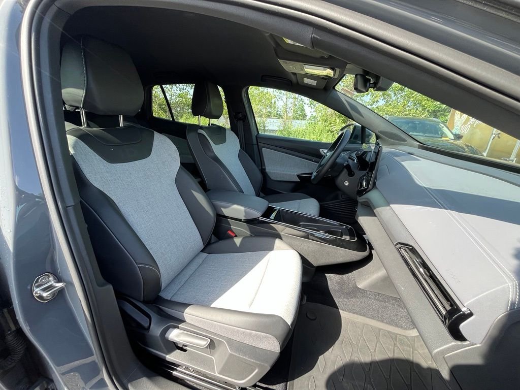 Certified Used 2023 Gray Volkswagen Pro image 11