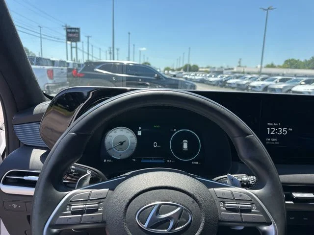 Used 2024 White Hyundai Calligraphy Night Edition image 33